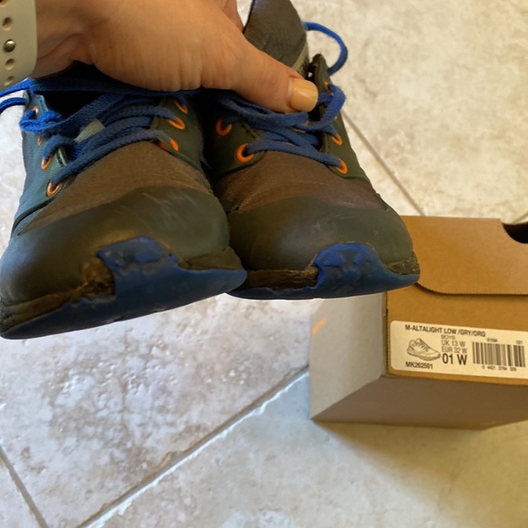 Merrell Shoes - Picture 4 of 5